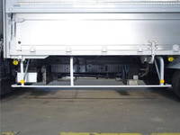 三菱ふそうキャンターアルミウイング小型（2t・3t）[写真18]