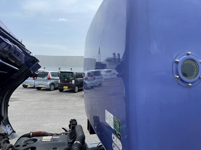 いすゞエルフパッカー車（塵芥車）小型（2t・3t）[写真11]