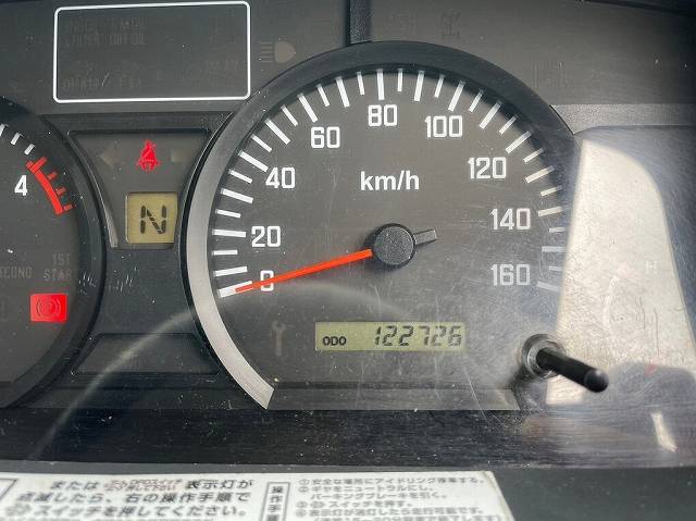 いすゞエルフパッカー車（塵芥車）小型（2t・3t）[写真16]