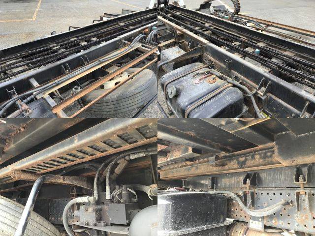 いすゞエルフセーフティローダー中型（4t）[写真15]