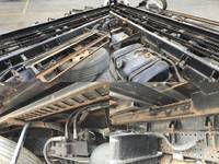 いすゞエルフセーフティローダー中型（4t）[写真15]