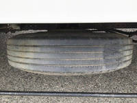 いすゞエルフセーフティローダー中型（4t）[写真17]