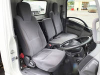 いすゞエルフセーフティローダー中型（4t）[写真26]