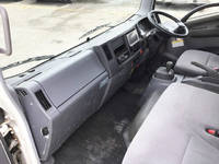 いすゞエルフセーフティローダー中型（4t）[写真28]