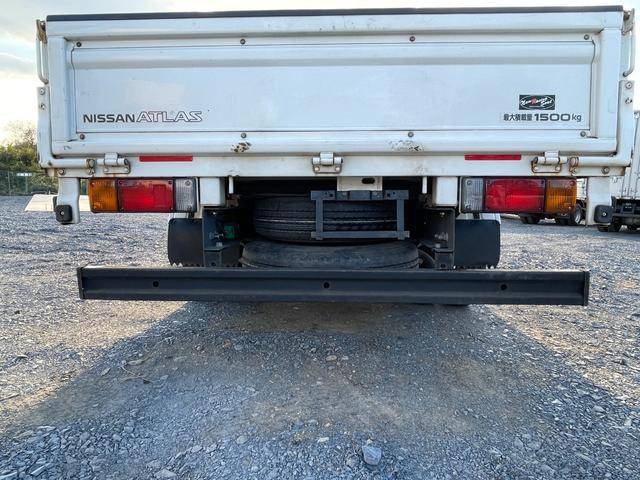日産アトラス平ボディ小型（2t・3t）[写真22]