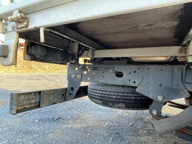 日産アトラス平ボディ小型（2t・3t）[写真23]