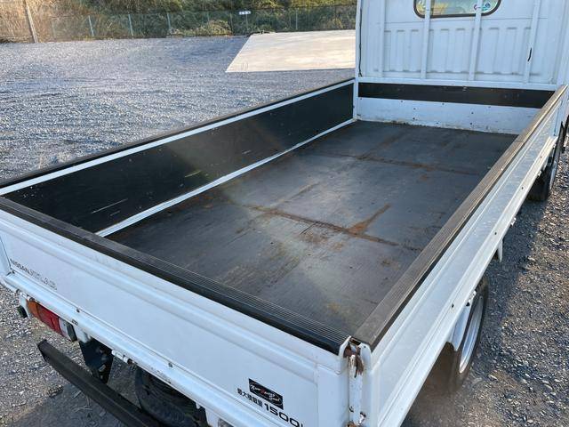 日産アトラス平ボディ小型（2t・3t）[写真27]