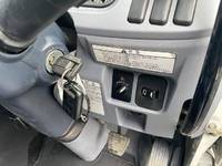 三菱ふそうキャンターダンプ小型（2t・3t）[写真12]