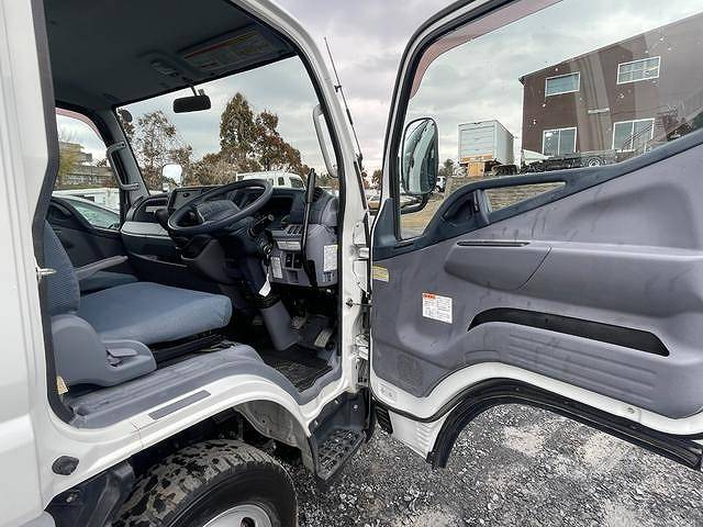 三菱ふそうキャンターダンプ小型（2t・3t）[写真13]