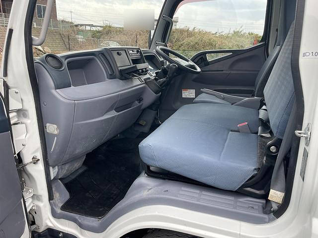 三菱ふそうキャンターダンプ小型（2t・3t）[写真16]