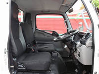 日産アトラス平ボディ小型（2t・3t）[写真13]