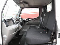 日産アトラス平ボディ小型（2t・3t）[写真16]