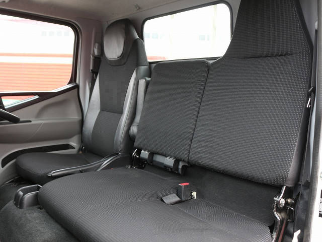 日産アトラス平ボディ小型（2t・3t）[写真17]