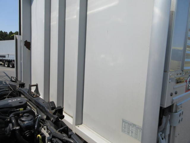 日産コンドルアルミウイング中型（4t）[写真11]