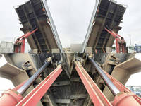 UDトラックスクオンダンプ大型（10t）[写真18]