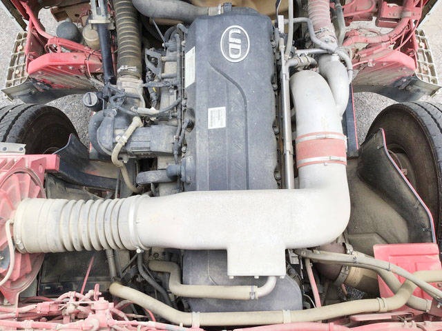 UDトラックスクオンダンプ大型（10t）[写真27]