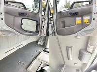 UDトラックスクオンダンプ大型（10t）[写真29]