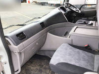 UDトラックスクオンダンプ大型（10t）[写真32]