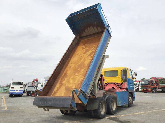 日野プロフィアダンプ大型（10t）[写真12]