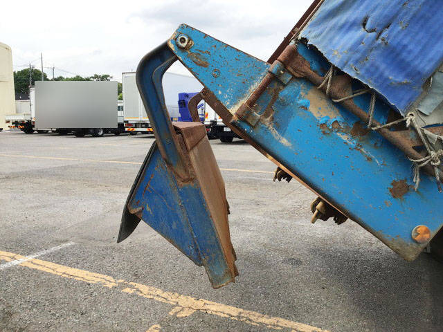 日野プロフィアダンプ大型（10t）[写真16]