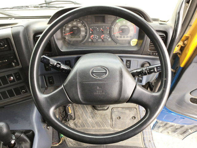 日野プロフィアダンプ大型（10t）[写真33]