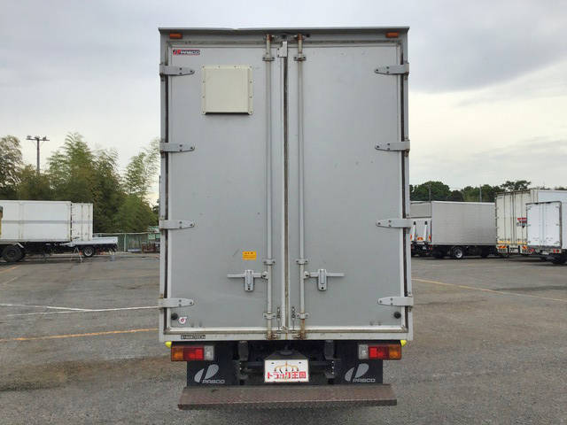 日野デュトロアルミバン小型（2t・3t）[写真10]