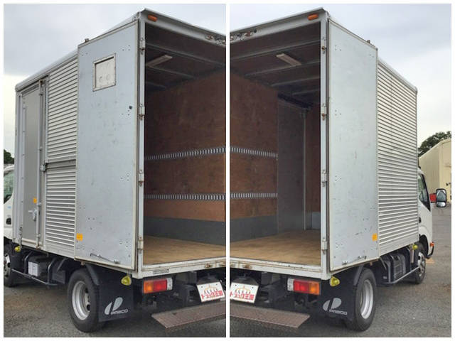 日野デュトロアルミバン小型（2t・3t）[写真12]