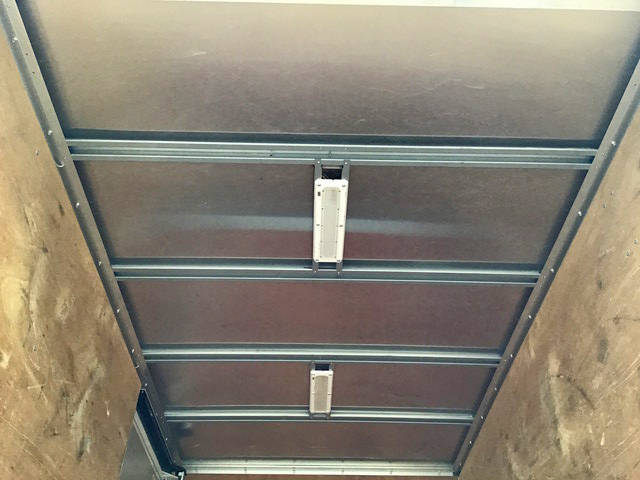 日野デュトロアルミバン小型（2t・3t）[写真13]