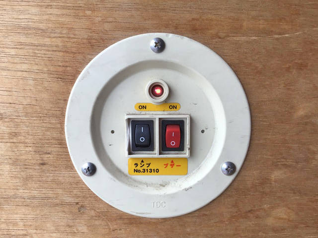 日野デュトロアルミバン小型（2t・3t）[写真18]