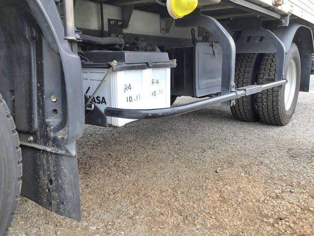 日野デュトロアルミバン小型（2t・3t）[写真22]