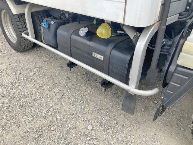 三菱ふそうキャンター冷凍車（冷蔵車）小型（2t・3t）[写真19]