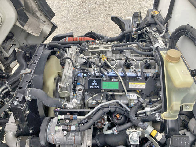 三菱ふそうキャンター冷凍車（冷蔵車）小型（2t・3t）[写真28]