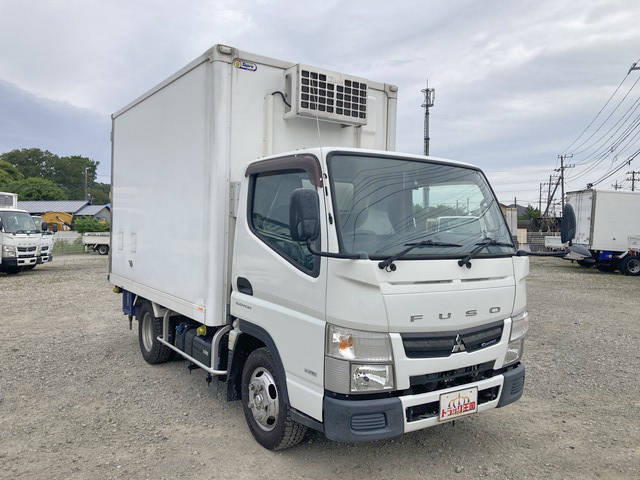 三菱ふそうキャンター冷凍車（冷蔵車）小型（2t・3t）[写真03]