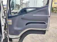 三菱ふそうキャンター冷凍車（冷蔵車）小型（2t・3t）[写真31]