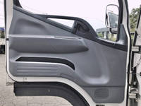 三菱ふそうキャンターアルミバン小型（2t・3t）[写真30]