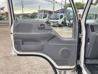 いすゞエルフクレーン3段小型（2t・3t）[写真31]