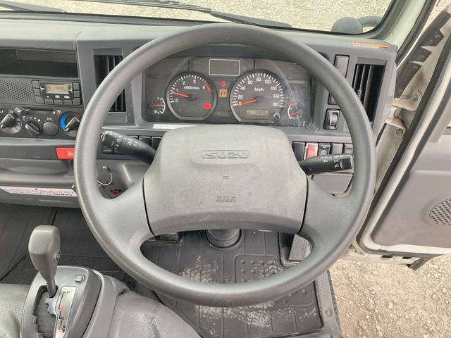 いすゞエルフクレーン3段小型（2t・3t）[写真38]