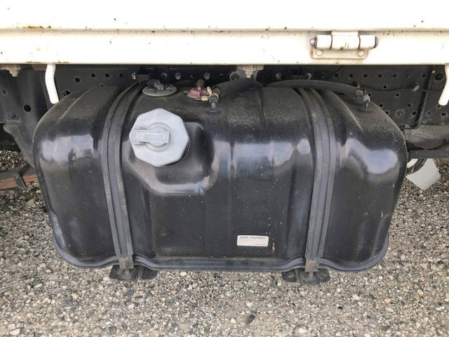 いすゞエルフ平ボディ小型（2t・3t）[写真20]