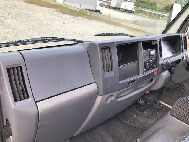 いすゞエルフ平ボディ小型（2t・3t）[写真29]