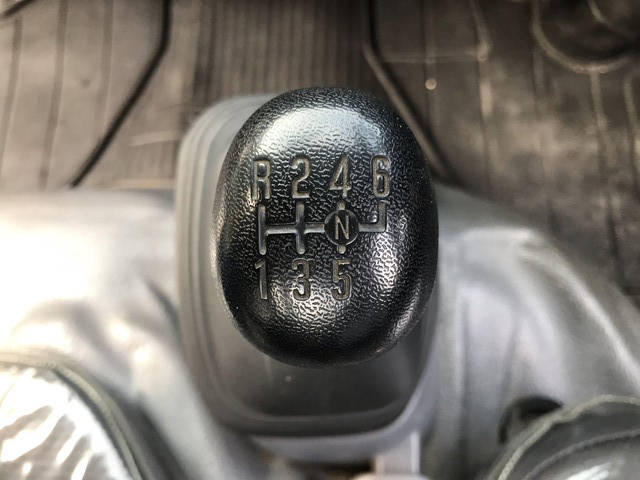 いすゞエルフ平ボディ小型（2t・3t）[写真35]