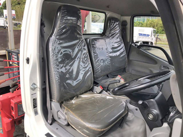 日野デュトロクレーン4段小型（2t・3t）[写真35]