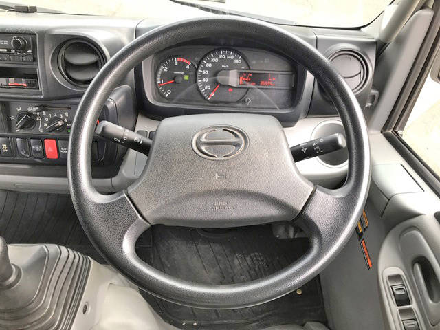 日野デュトロクレーン4段小型（2t・3t）[写真37]