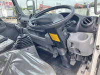 日野デュトロクレーン3段小型（2t・3t）[写真34]