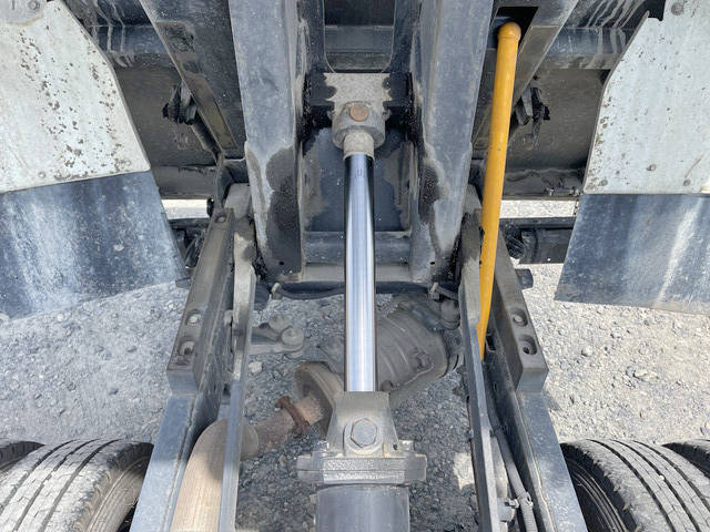 三菱ふそうキャンターダンプ小型（2t・3t）[写真16]