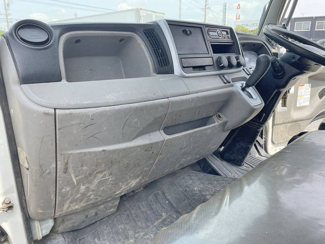 三菱ふそうキャンターダンプ小型（2t・3t）[写真31]