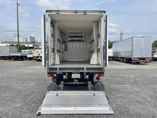 三菱ふそうキャンター冷凍車（冷蔵車）小型（2t・3t）[写真10]