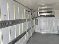 三菱ふそうキャンター冷凍車（冷蔵車）小型（2t・3t）[写真13]