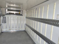 三菱ふそうキャンター冷凍車（冷蔵車）小型（2t・3t）[写真14]