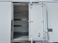 三菱ふそうキャンター冷凍車（冷蔵車）小型（2t・3t）[写真17]