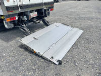 三菱ふそうキャンター冷凍車（冷蔵車）小型（2t・3t）[写真18]